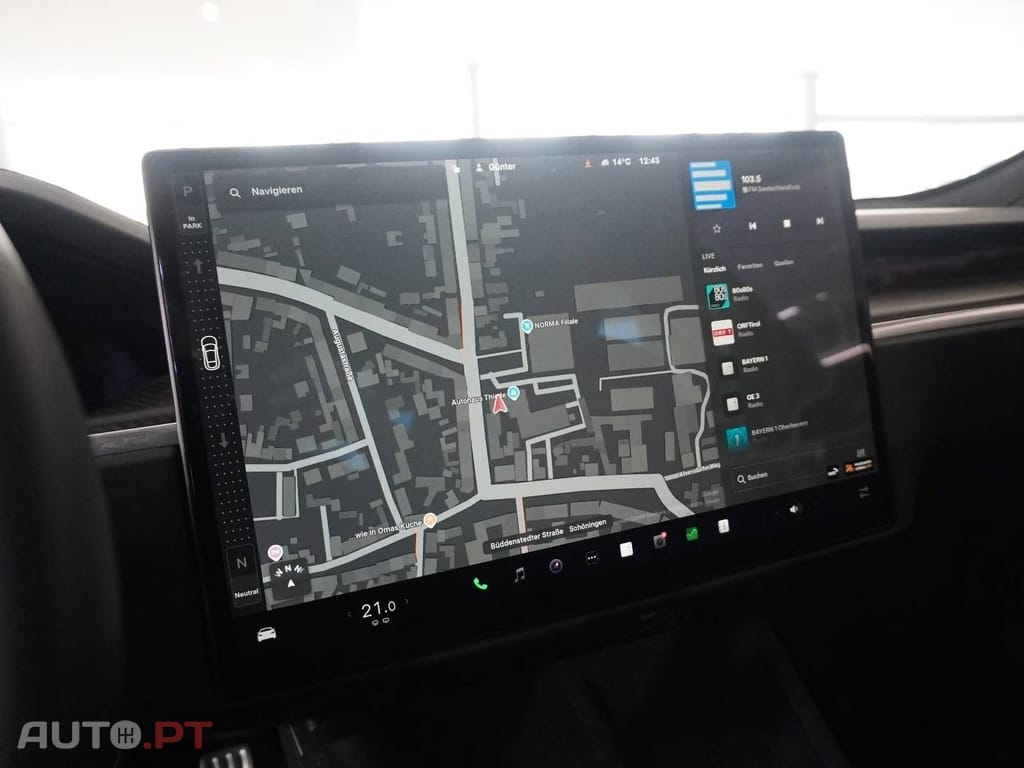 Tesla Model S Plaid AWD — fotografia 20