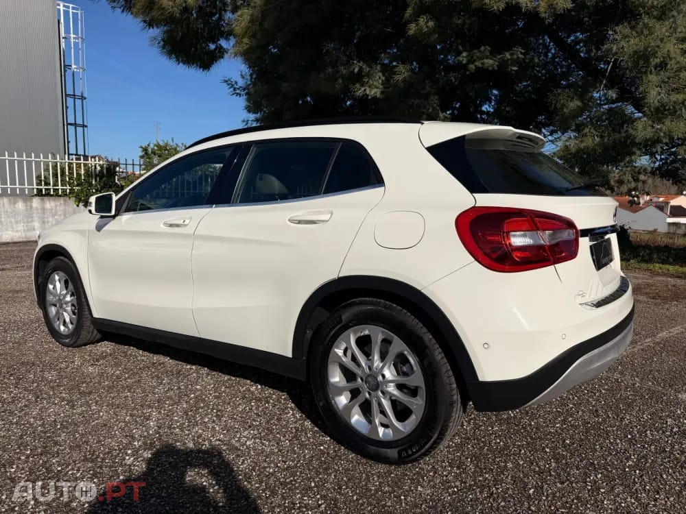 Mercedes-Benz GLA 180 d SENSATION