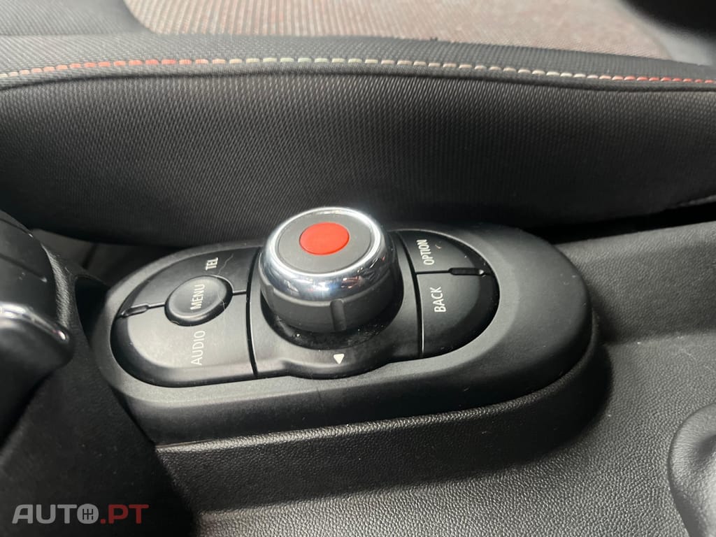 MINI Cooper Cooper D