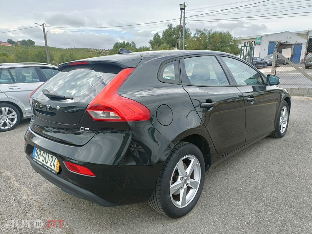 Volvo V40 2.0 D2 Momentum