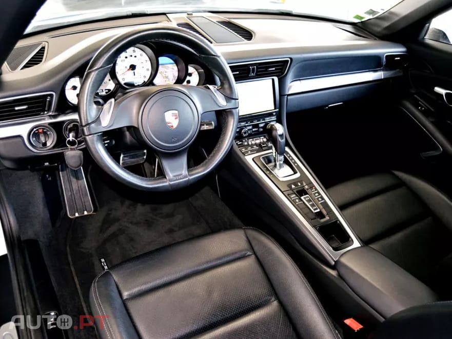 Porsche 911 Carrera 2 PDK