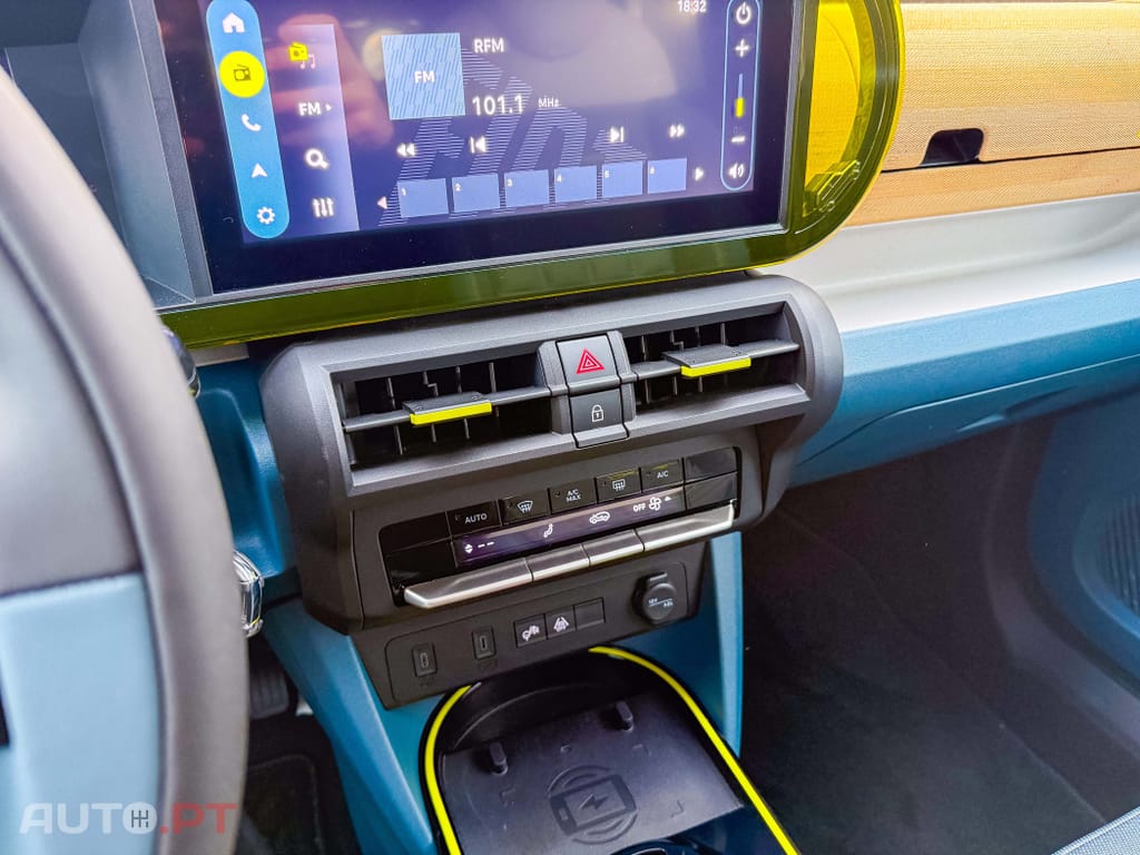 Fiat Grande Panda 1.2 Hybrid La Prima eDCT