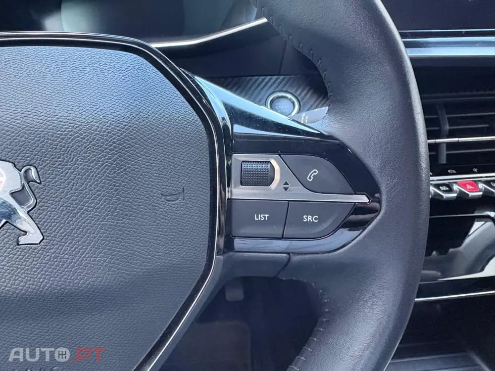 Peugeot 2008 1.2 PureTech Allure