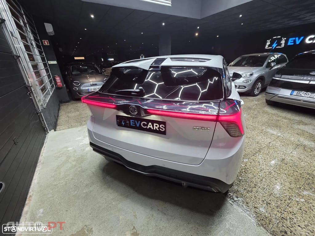 MG MG4 4 Luxury 64 kWh