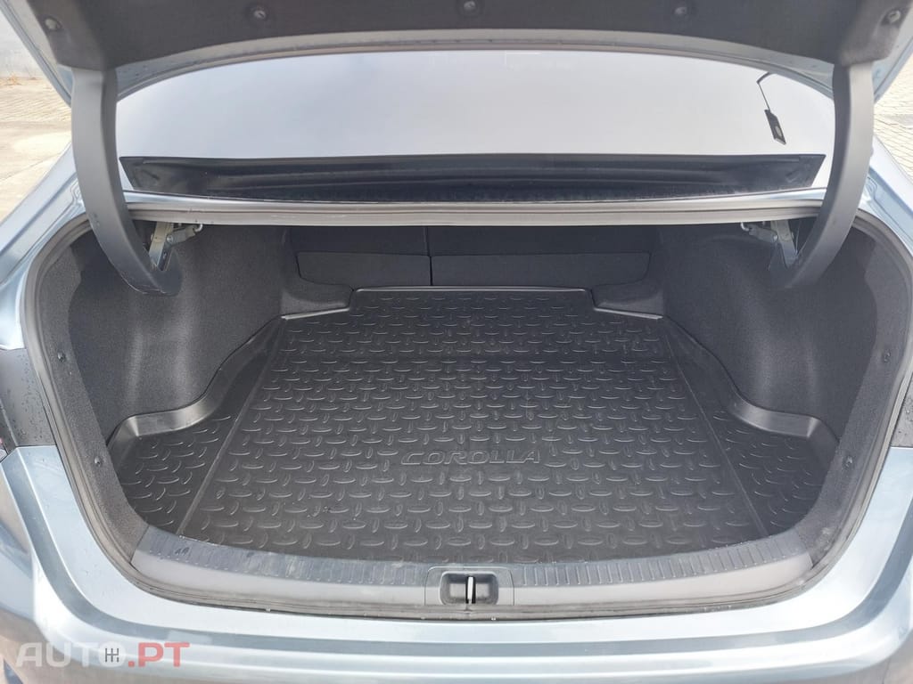 Toyota Corolla SD 1.8 Hybrid Exclusive