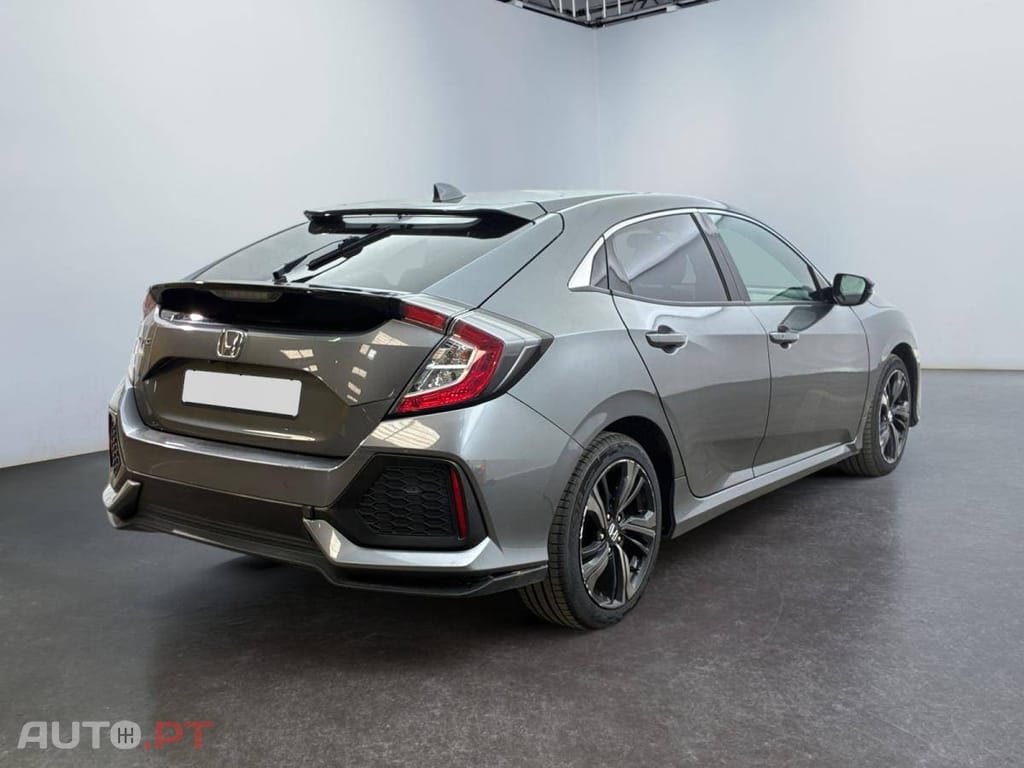 Honda Civic 1.0 i-VTEC Executive CVT