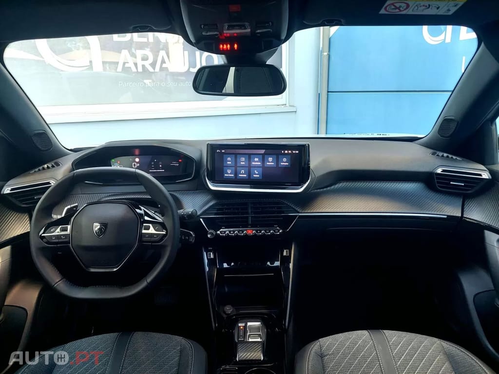 Peugeot 2008 1.2 Hybrid Allure e-DCS6