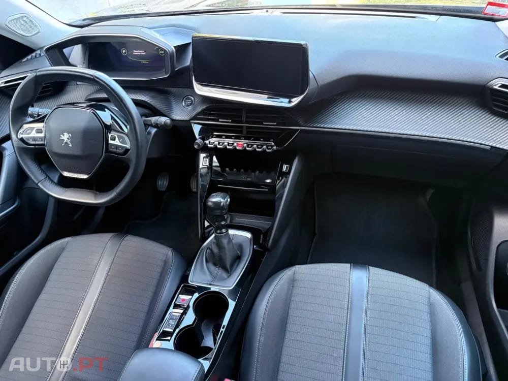 Peugeot 2008 1.2 PureTech Allure