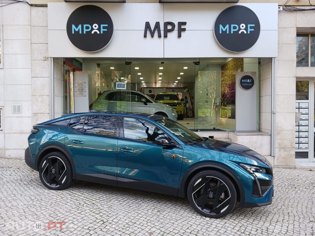 Peugeot 408 1.6 Hybrid GT e-EAT8