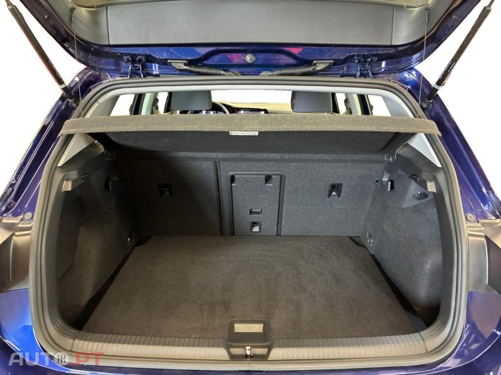 Volkswagen Golf 1.0 eTSi OPF Life Plus DSG