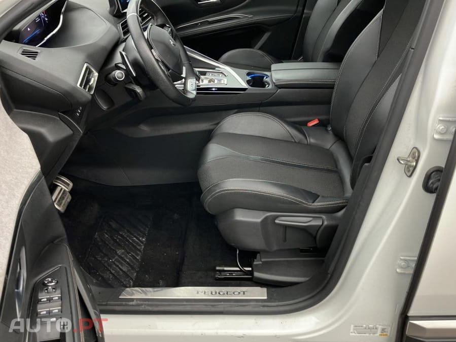 Peugeot 5008 1.5 BlueHDi GT EAT8