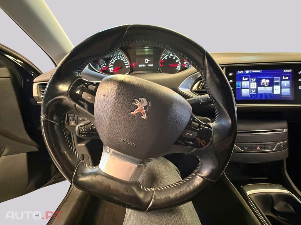 Peugeot 308 1.2 e-THP Allure