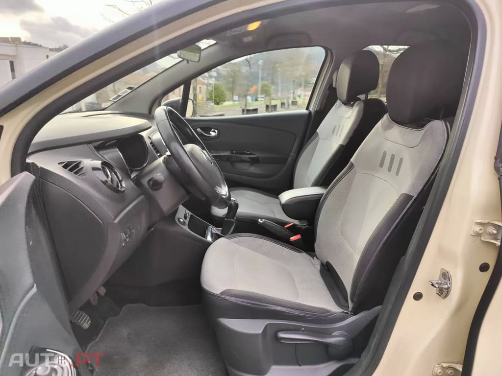 Renault Captur 0.9 TCE Exclusive