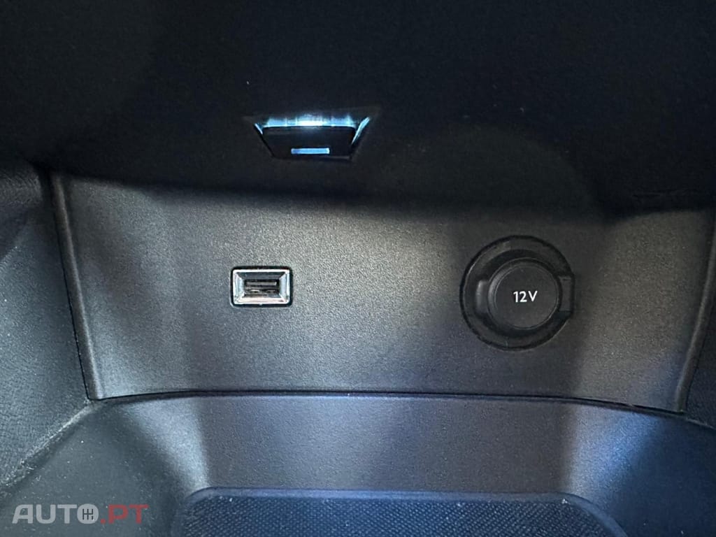 Peugeot 3008 1.5 BlueHDi Active