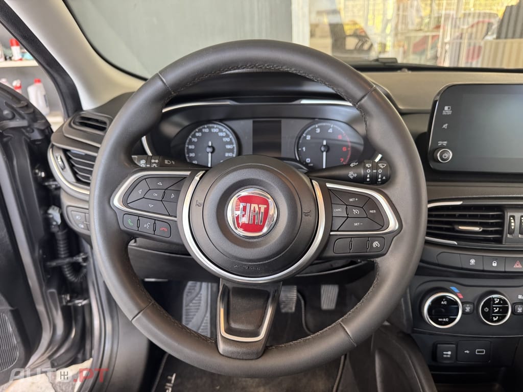 Fiat Tipo 1.3 M-Jet Lounge