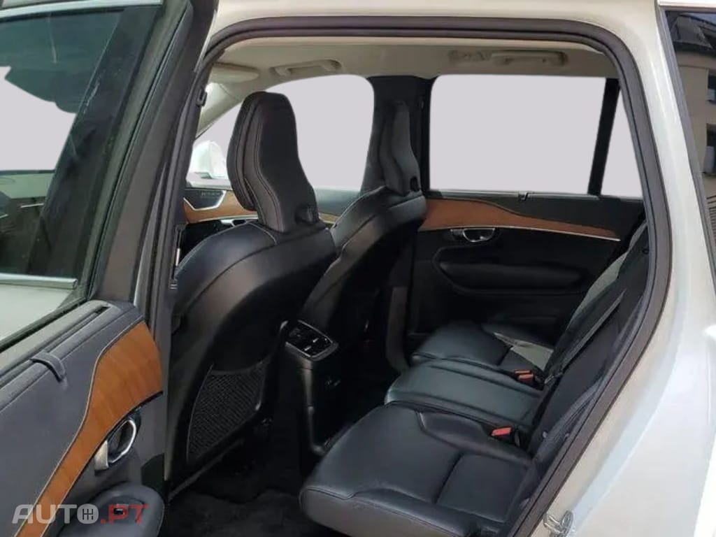 Volvo XC90 T8 AWD I.V.A DEDUTÍVEL 