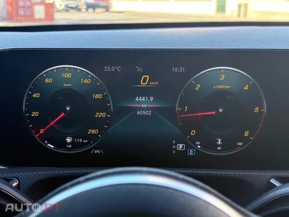 Mercedes-Benz CLA 200 d Shooting Brake AMG Line Aut.