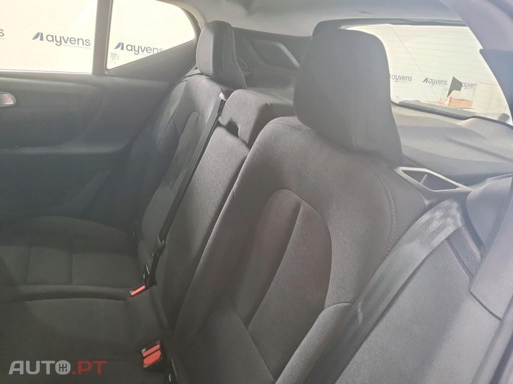 Volvo XC40 2.0 B3 Essential