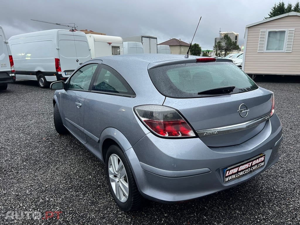 Opel Astra GTC 1.3 CDTi