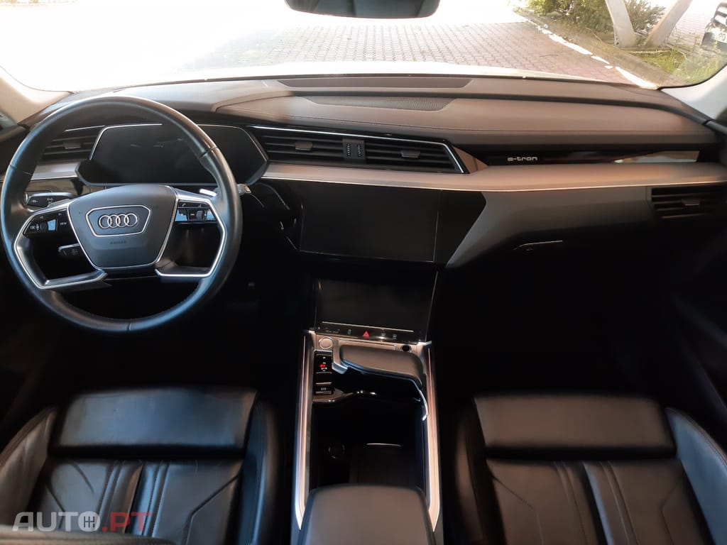 Audi E-Tron 55 quattro S line