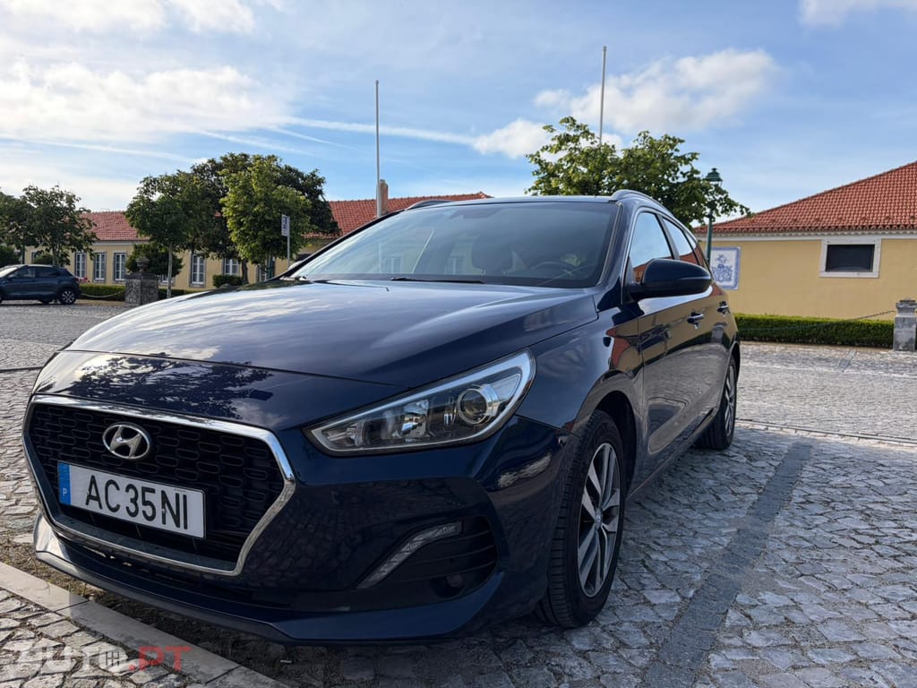 Hyundai i30 CW Blue Style + Navi