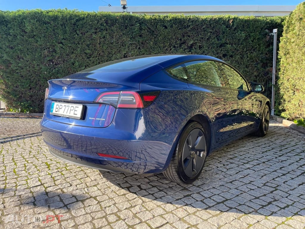 Tesla Model 3 Long Range AWD Dual Motor