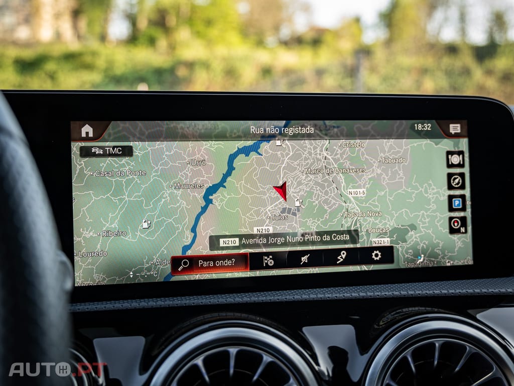 Mercedes-Benz CLA 250 e AMG Line