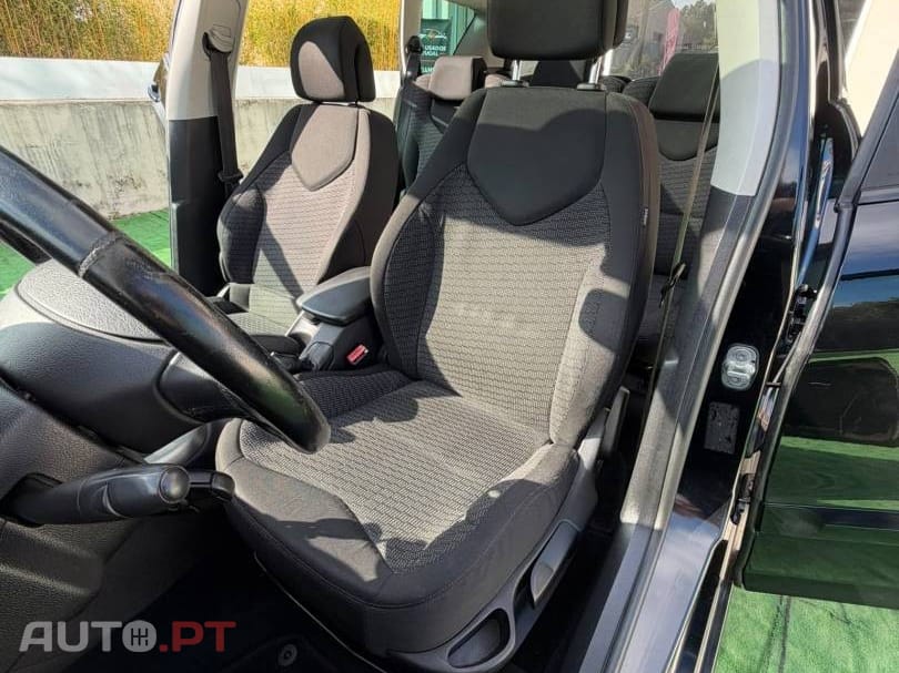 Peugeot 308 SW 1.6 HDi Executive CVM6