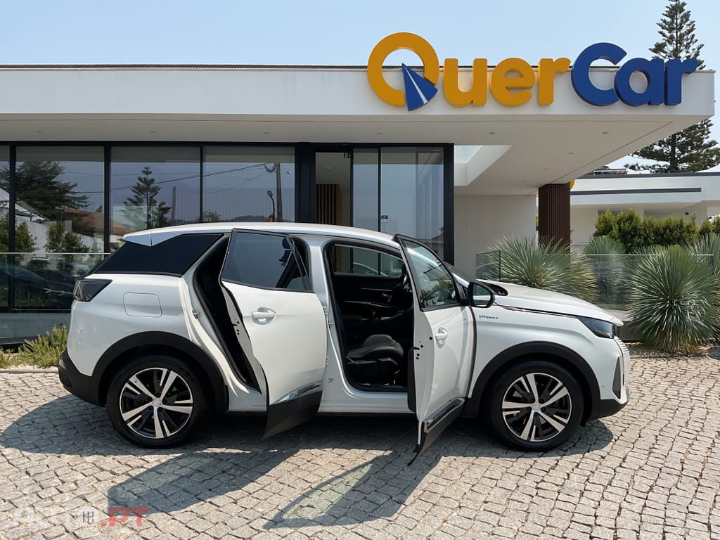 Peugeot 3008 1.6 Hybrid4 Allure e-EAT8