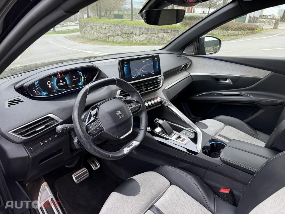 Peugeot 3008 1.6 Hybrid GT Pack e-EAT8