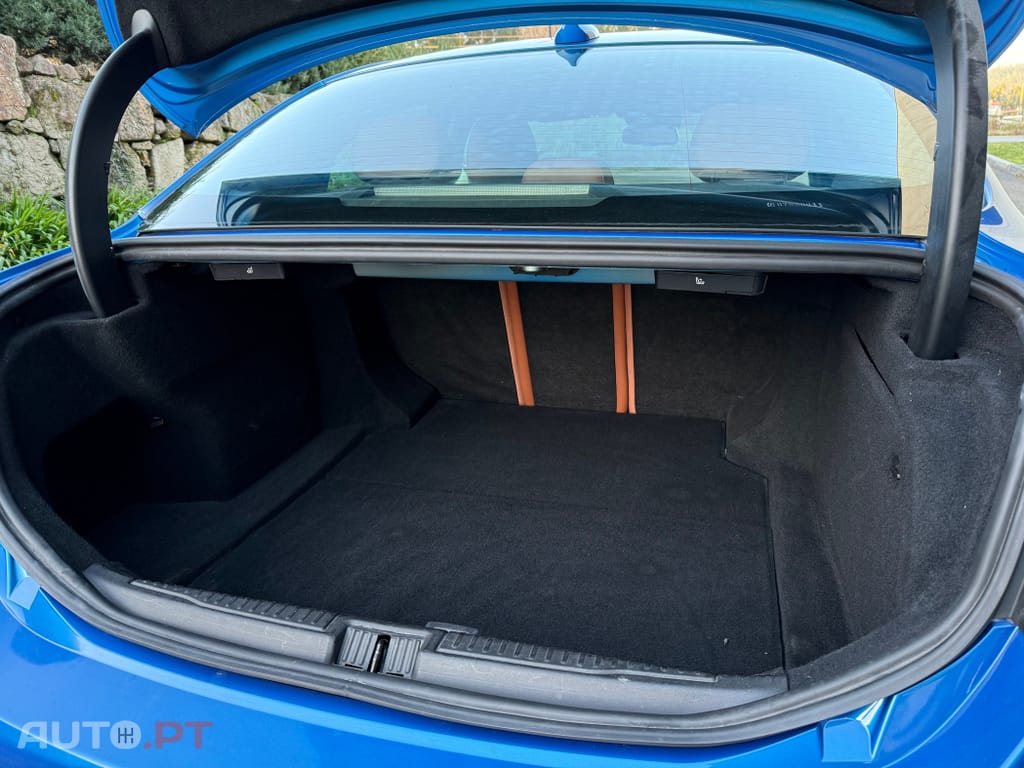 Alfa Romeo Giulia 2.0 Turbo 16V AT8-Q4 Veloce