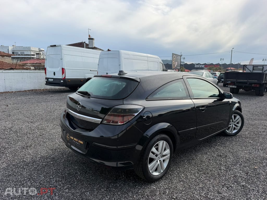 Opel Astra GTC 1.7 CDTi