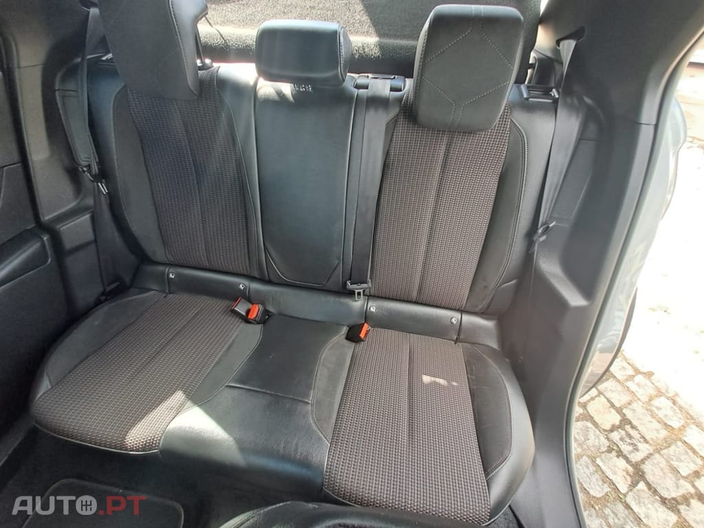 DS DS3 Crossback PureTech 100 PERFORMANCE LINE