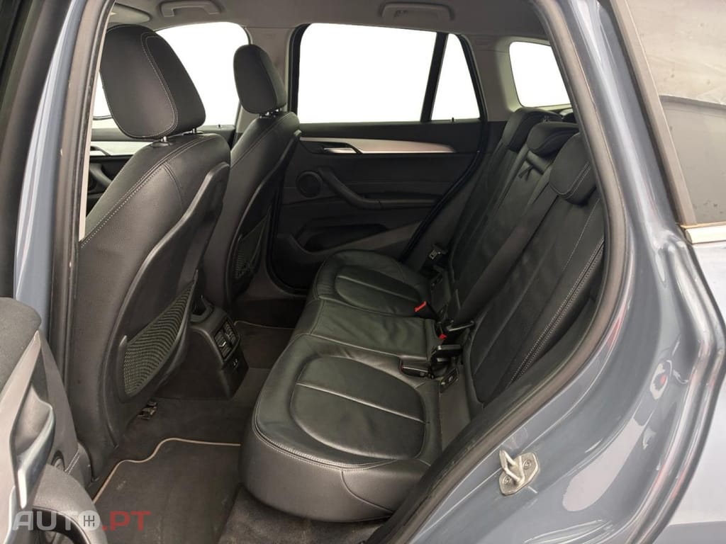BMW X1 sDrive18i xLine
