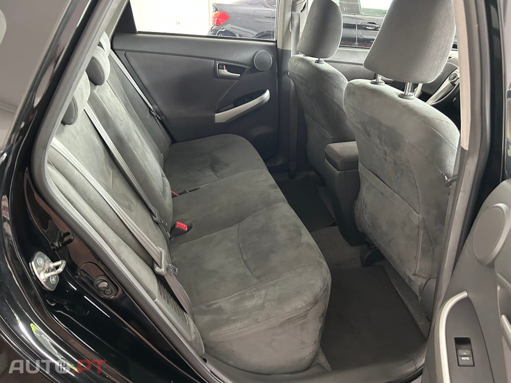 Toyota Prius 1.8 PREMIUM