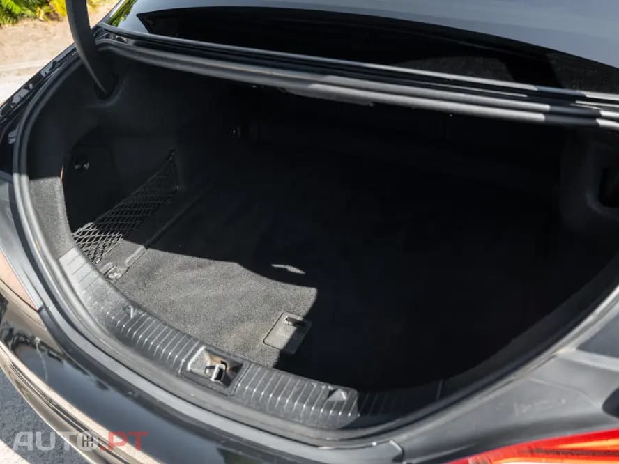 Mercedes-Benz CLA 200 d 7G-DCT AMG Line
