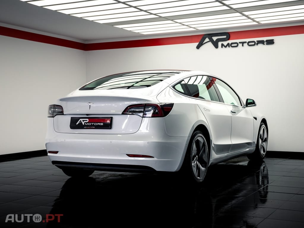 Tesla Model 3 Standard RWD Plus