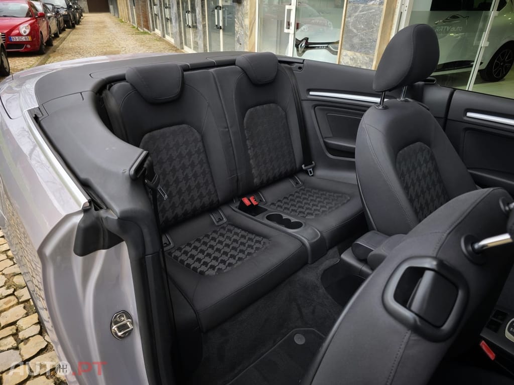 Audi A3 Cabrio 1.6 TDi Attraction