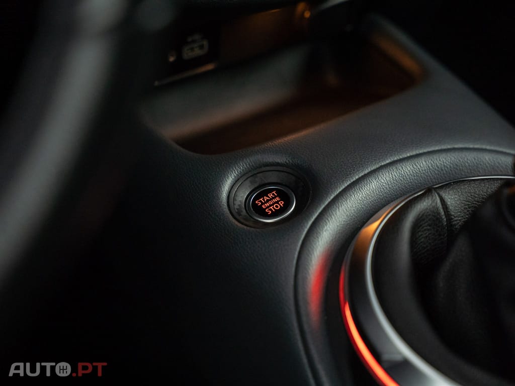 Nissan Juke 1.0 DIG-T Tekna