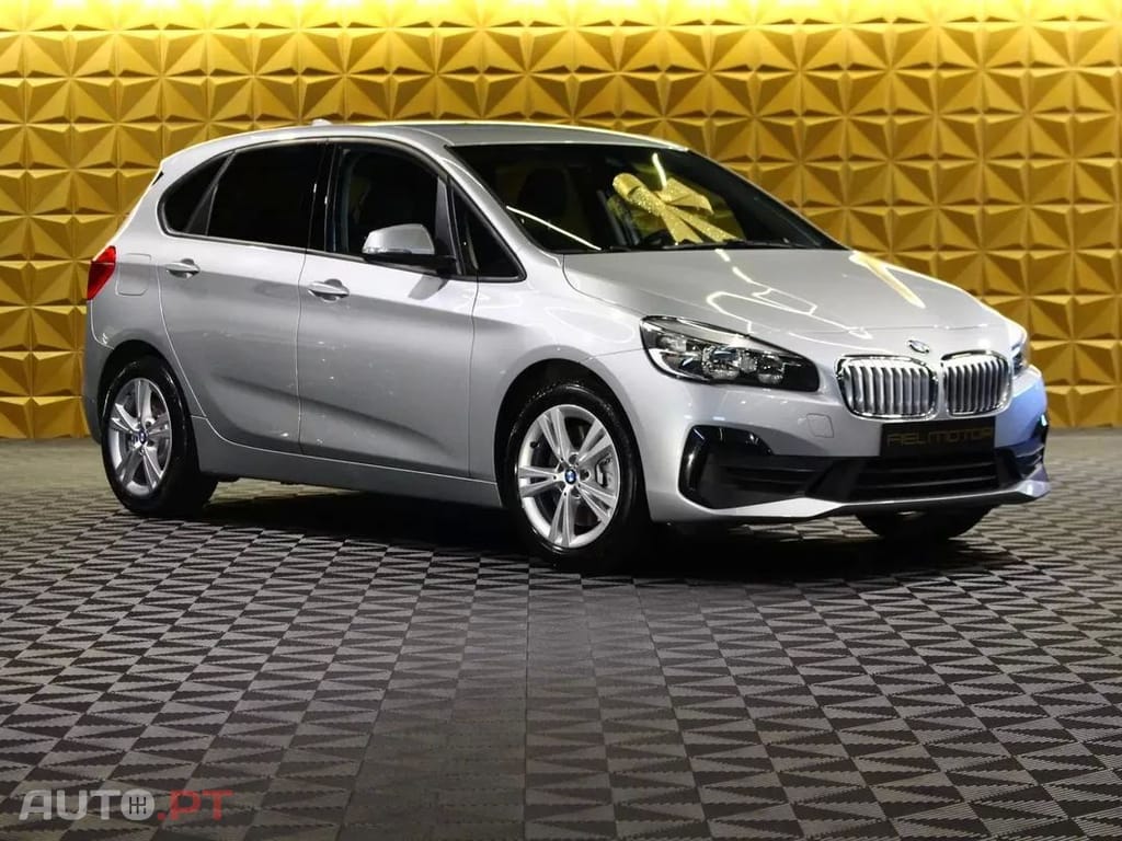 BMW 225 Line Luxury