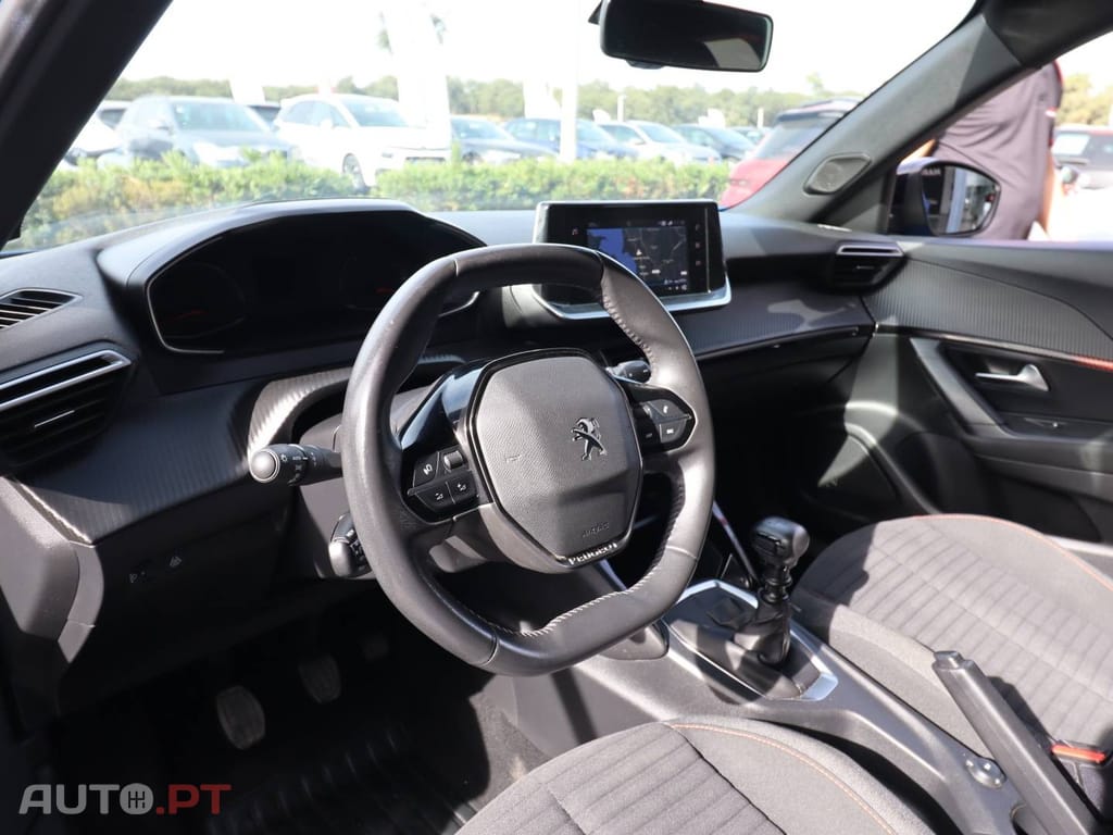 Peugeot 2008 1.2 PureTech Active