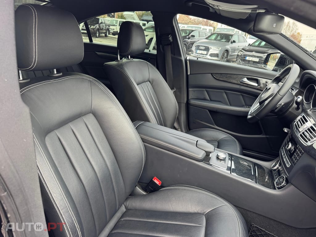 Mercedes-Benz CLS 350 CDi BlueEfficiency