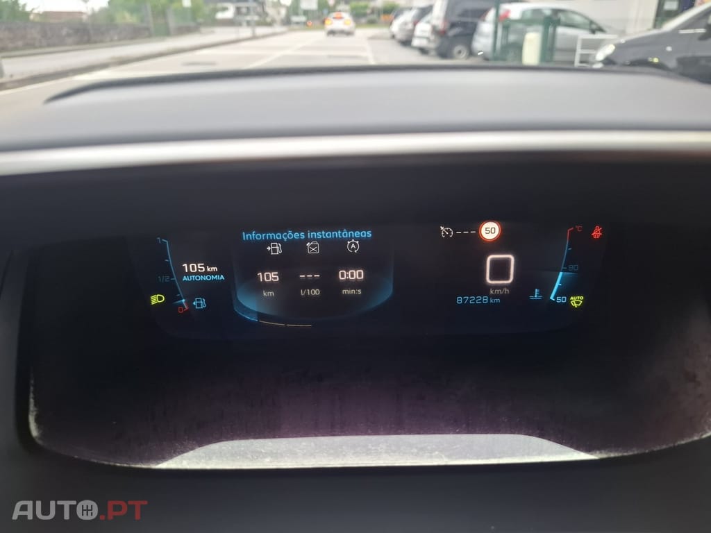 Peugeot 2008 1.2 PureTech Allure Pack