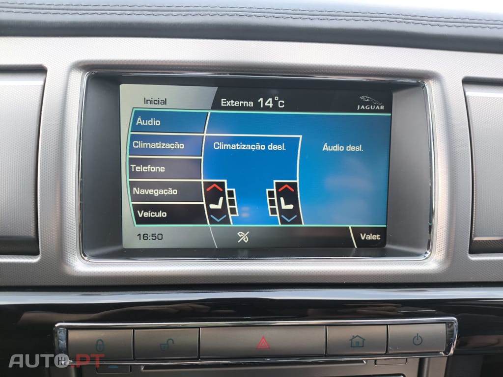 Jaguar XF 3.0 D SPORT