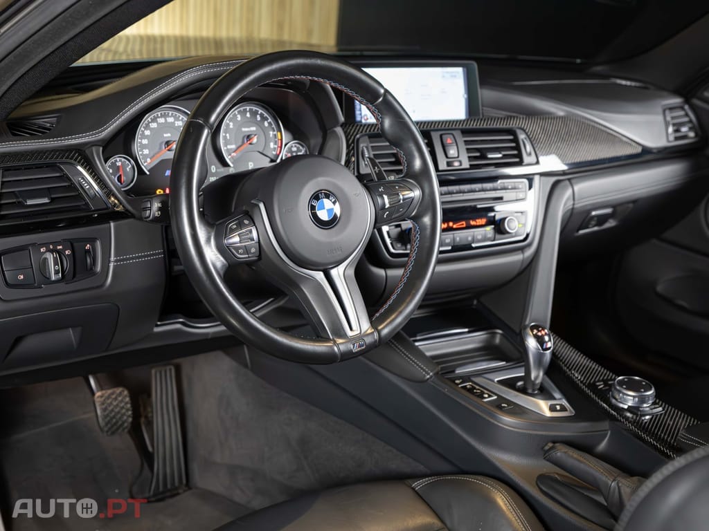 BMW M4 Auto
