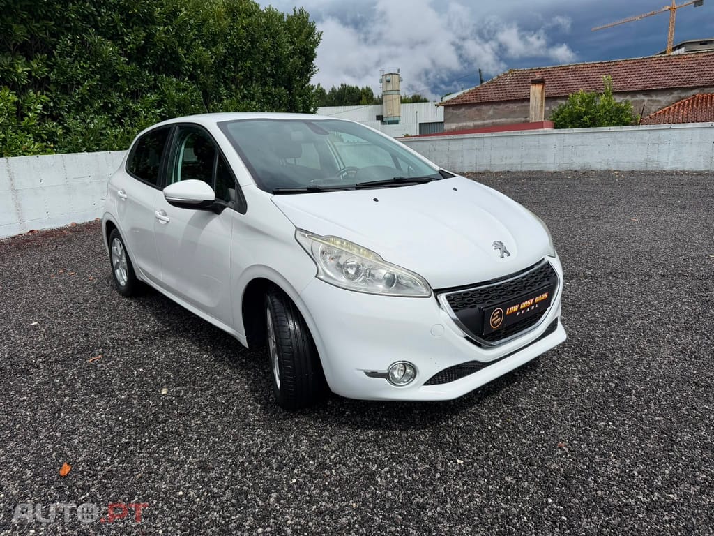 Peugeot 208 1.6 BlueHDi Style