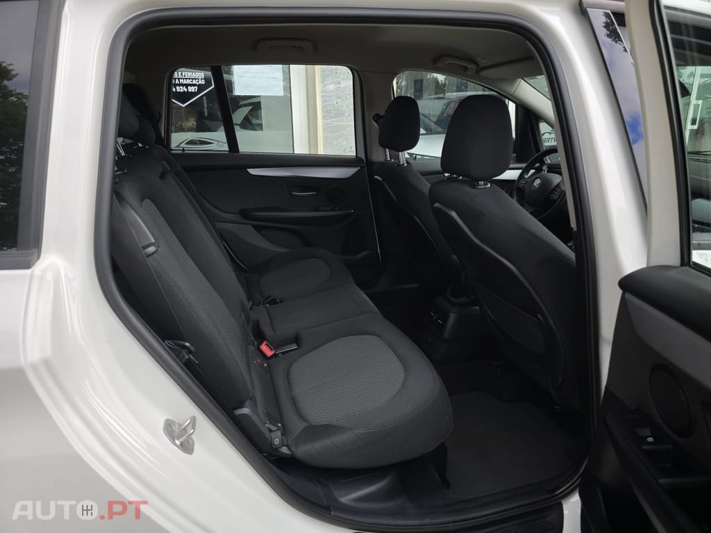BMW 216 d 7L Advantage