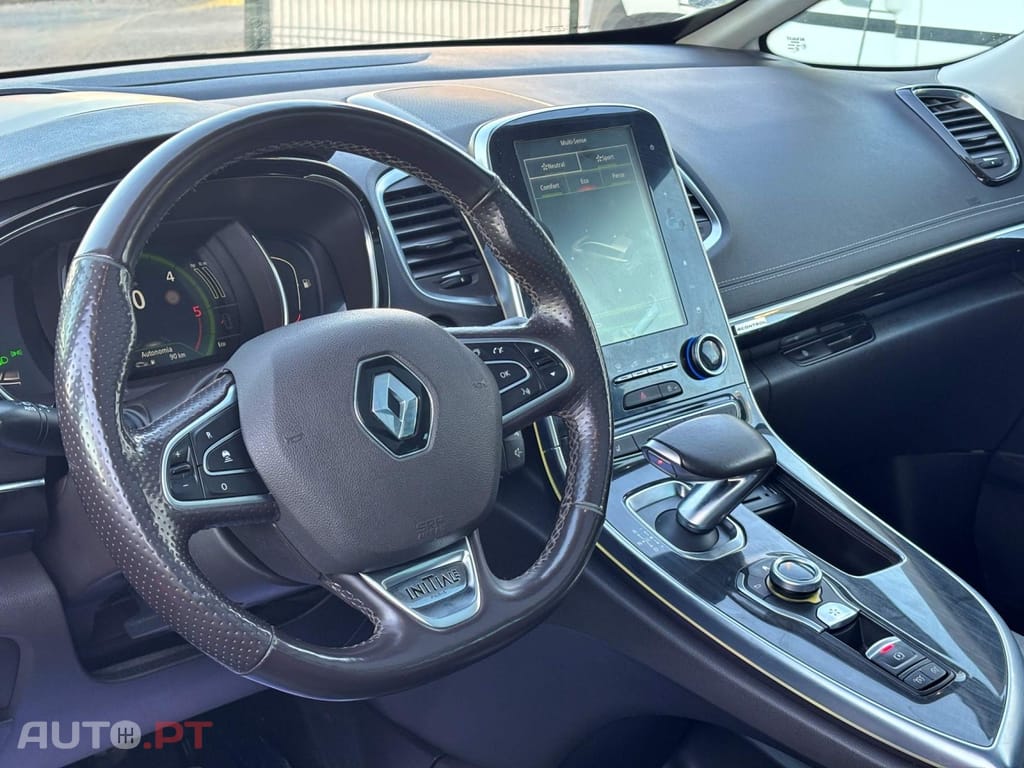 Renault Espace 1.6 dCi Initiale Paris EDC