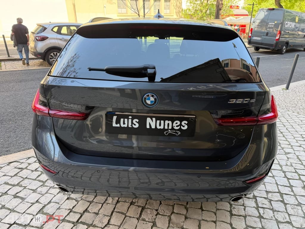 BMW 320 e Line Luxury Auto
