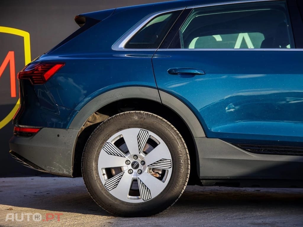 Audi E-Tron 50 quattro